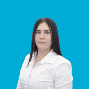 Directora comercial kooll importaciones